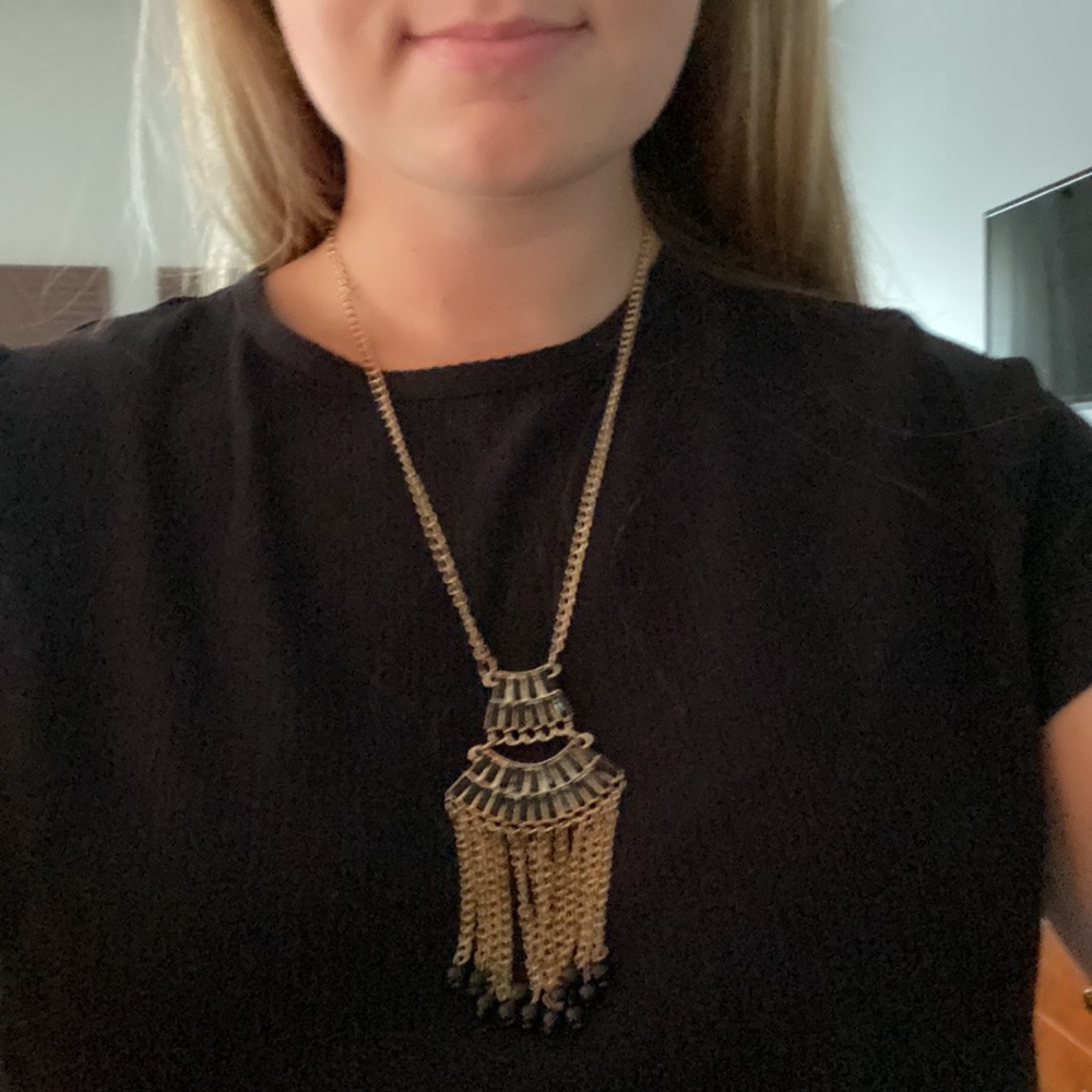 Black and gold necklace - Picture 4 of 4